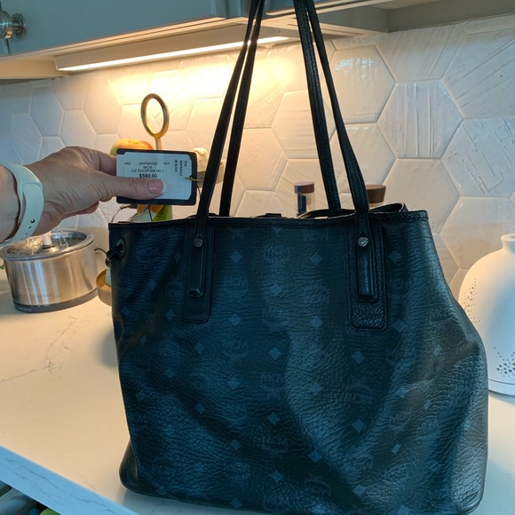 MCM Liz Shopper - Picture 3 of 13